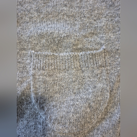 Zara Heather coquette Gray Knit Cardigan with Sequin Buttons and Bows Size Small - Picture 12 of 13